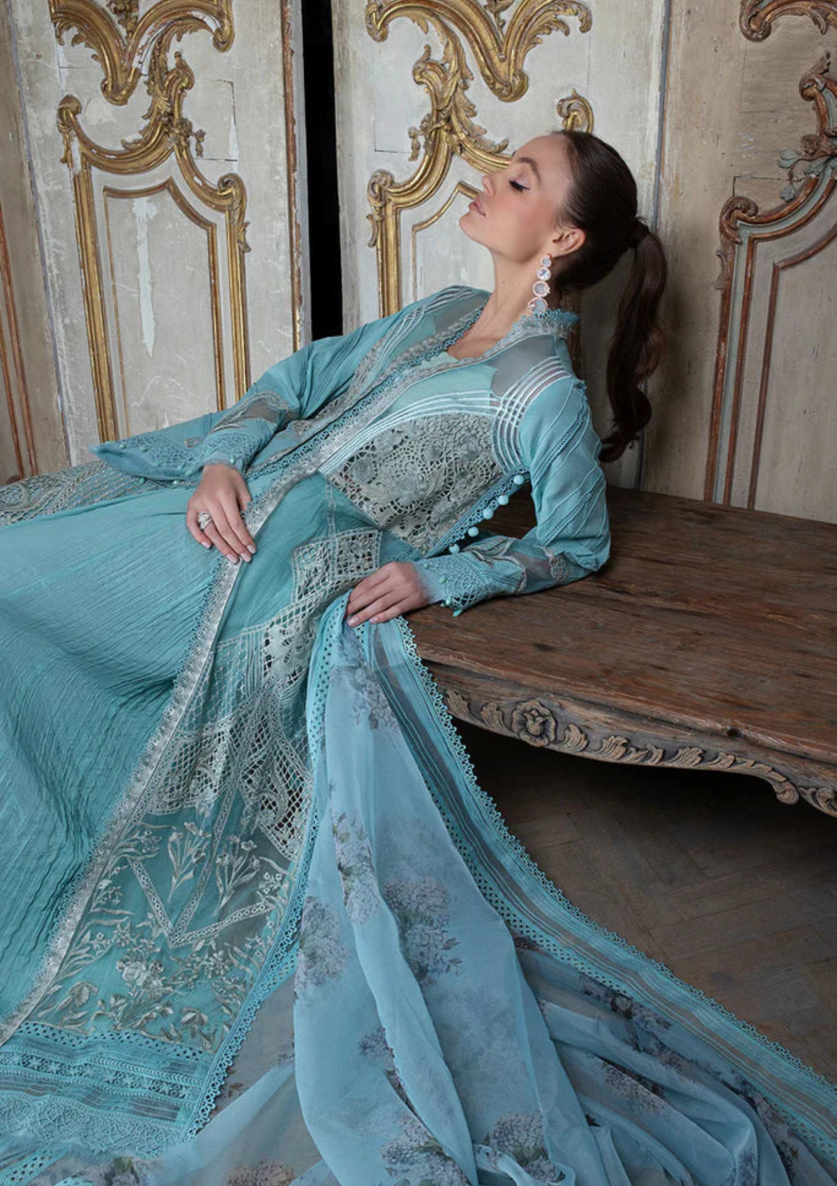 Sobia Nazir - Luxury Lawn SBN10-A