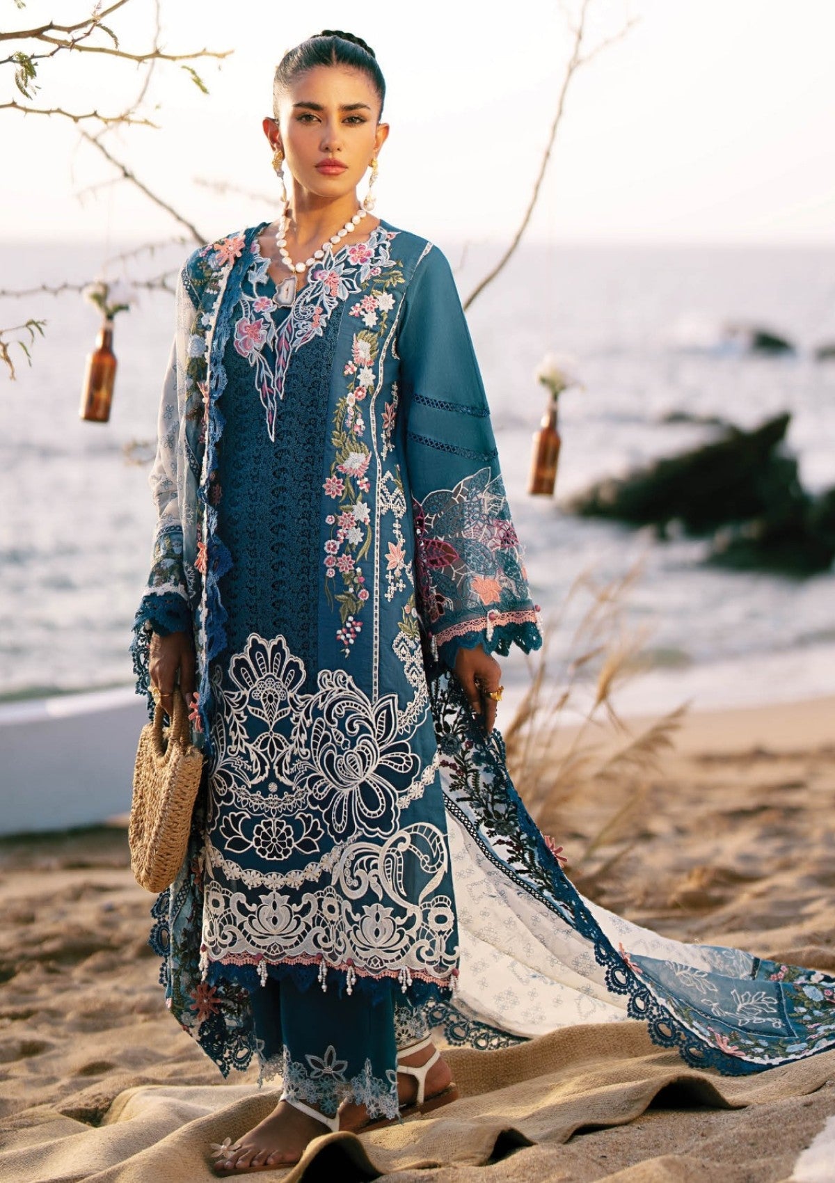AJR Couture - Dastan Luxury - AJR04 - Aura
