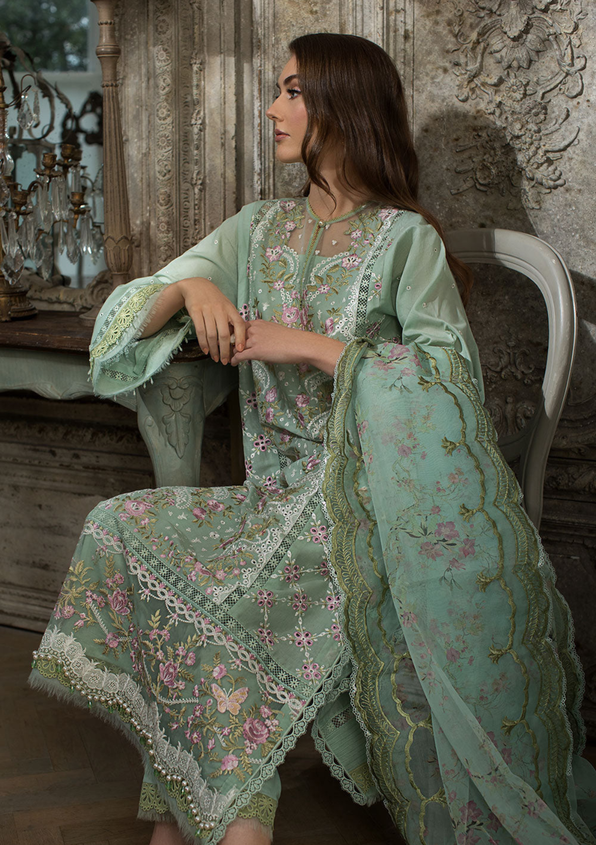 Sobia Nazir - Luxury Lawn SBN1-A