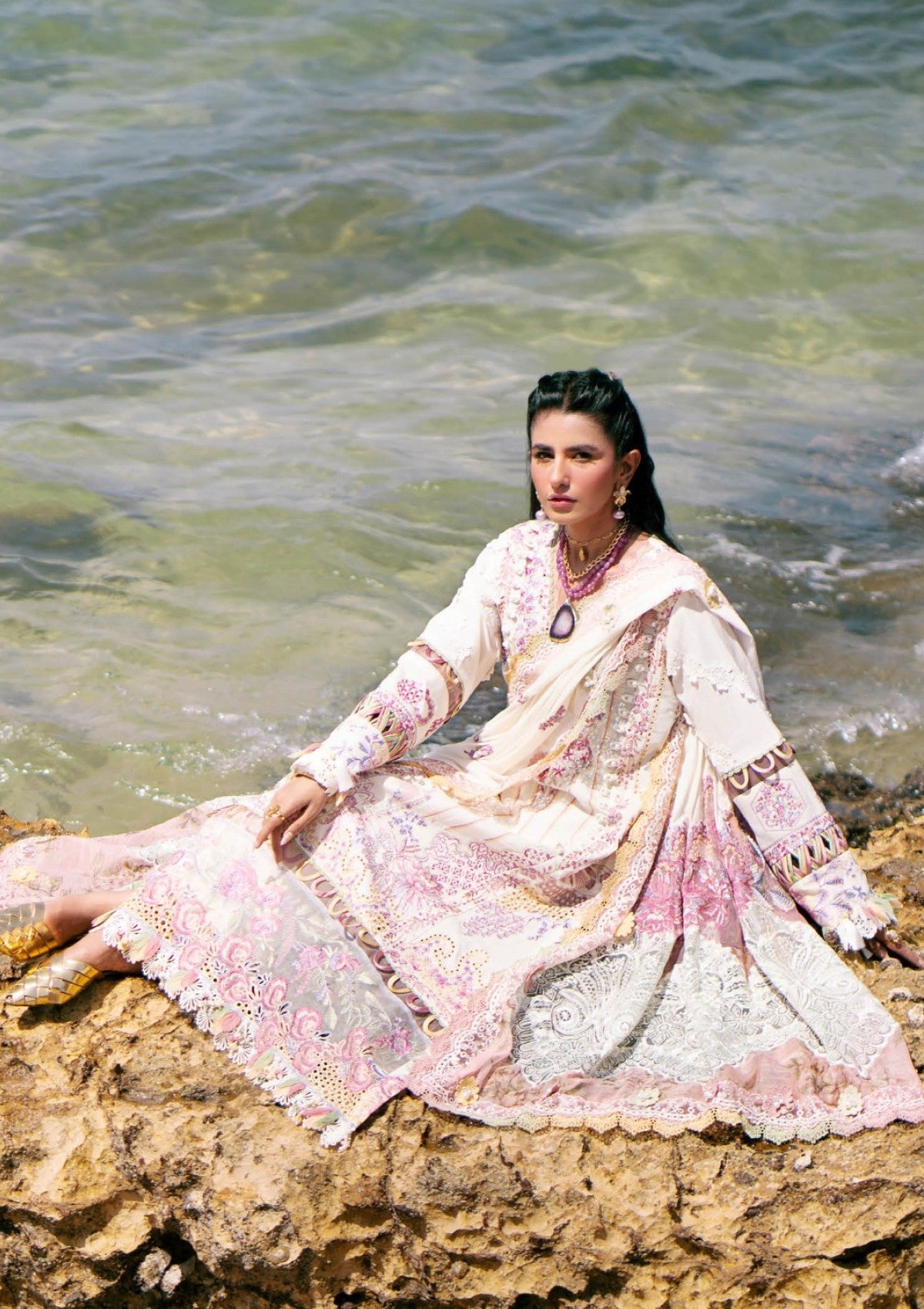 AJR Couture-Dastan Luxury - AJR02 - Wave