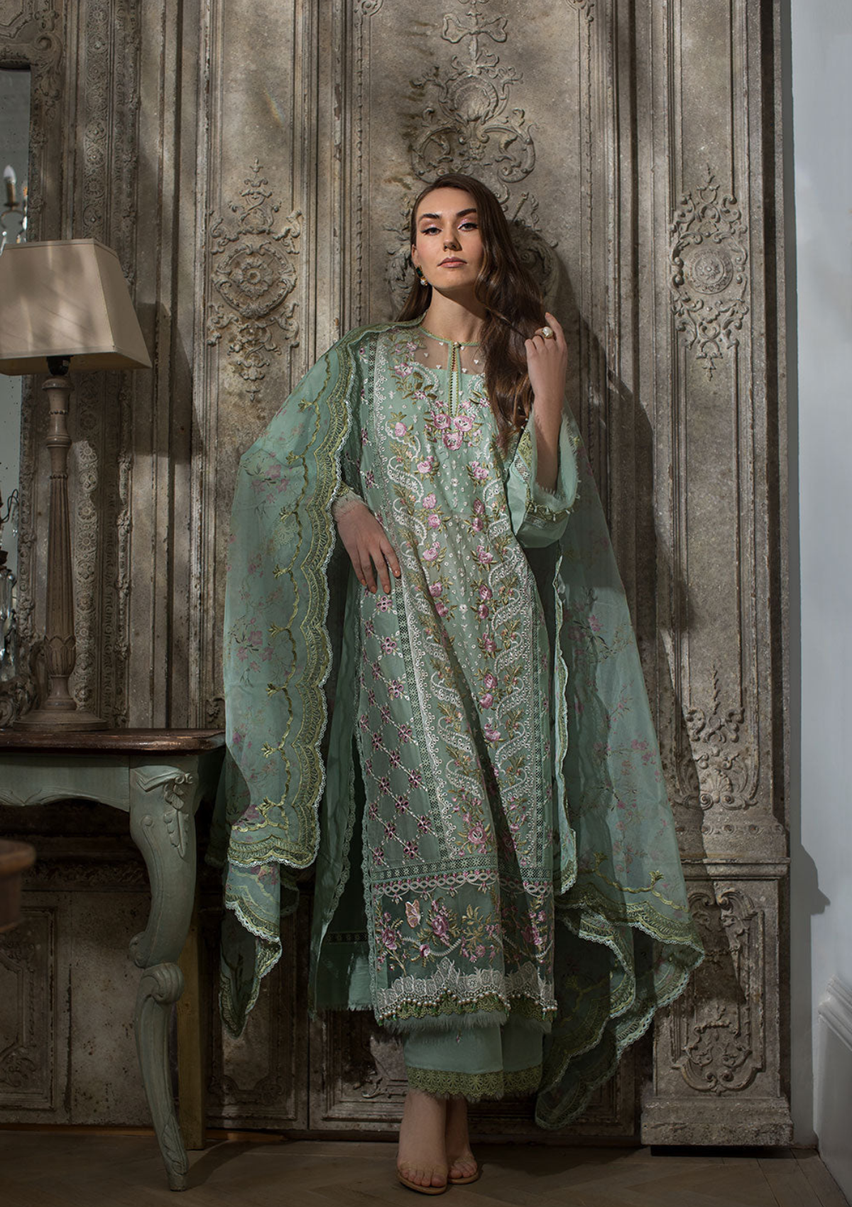 Sobia Nazir - Luxury Lawn SBN1-A