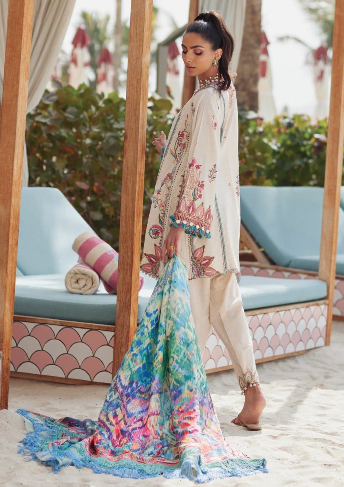 Farah Talib Aziz - Luxury Unstitched - FTA5602 - Irene Ivory