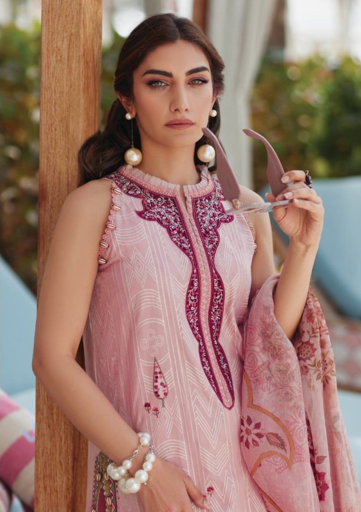 Farah Talib Aziz - Luxury Unstitched - FTL5603 - Prciscilla Pink
