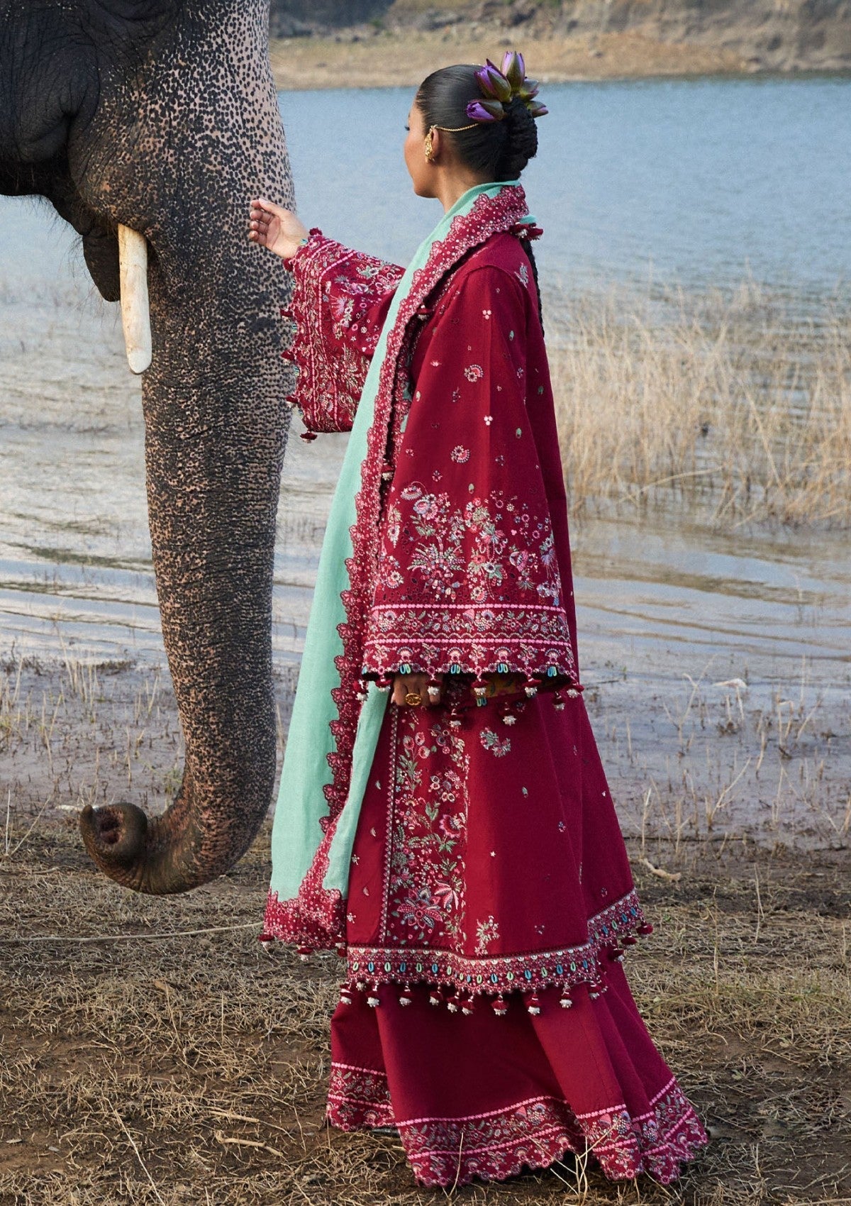 Hussain Rehar - Luxury Lawn 25 - Mahogany