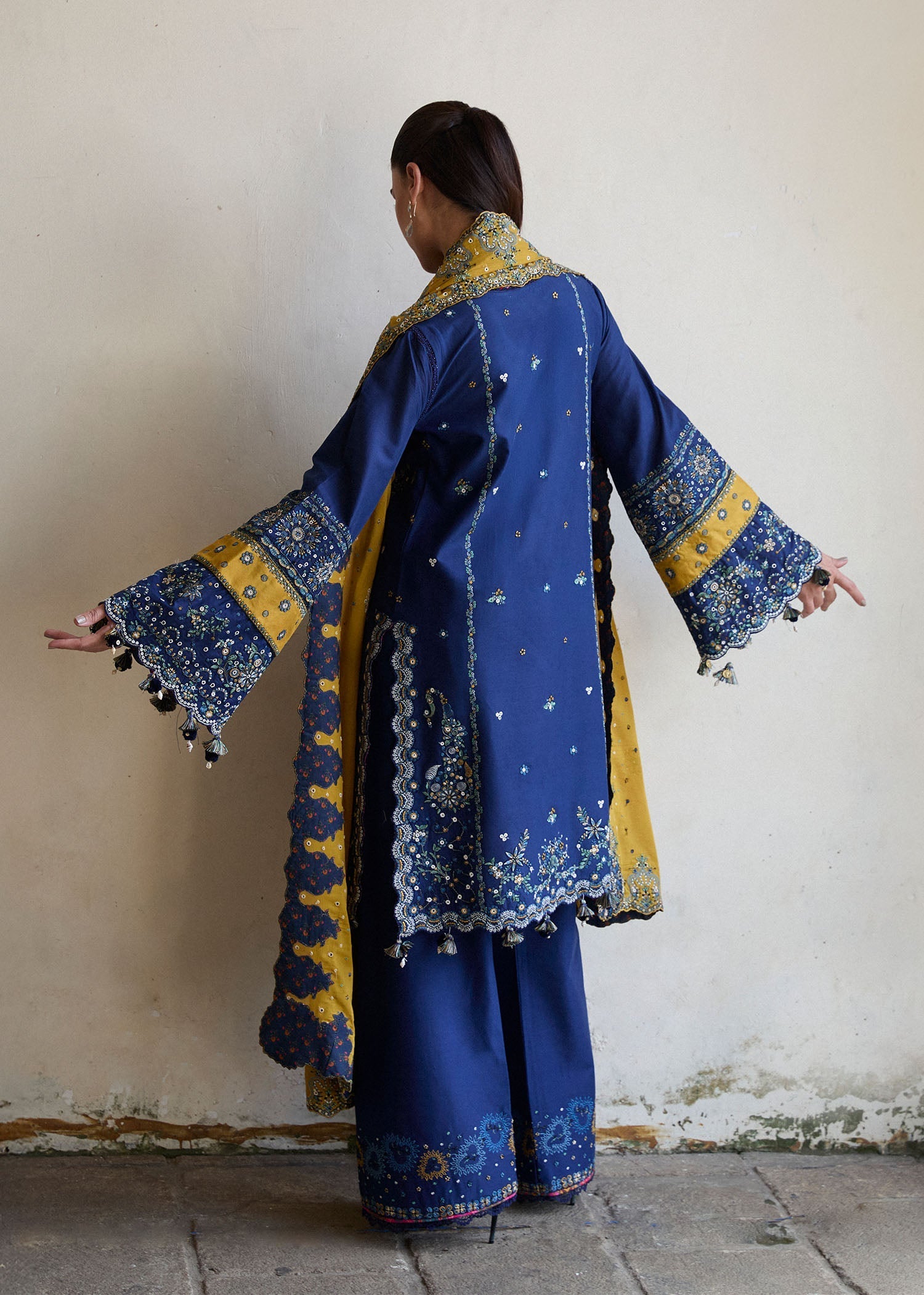 Hussain Rehar - Luxury Lawn 25 - Riviera